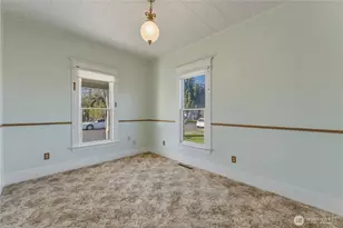 116 SW 9th St, College Place, WA 99324 - Photo 5