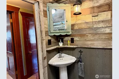 215 NW Cole Avenue, Wilbur, WA 99185 - Photo 21