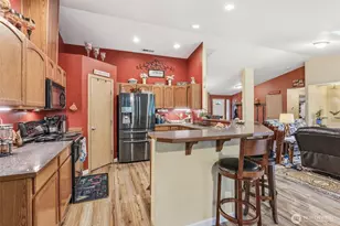 260 Trinity Dr, Castle Rock, WA 98611 - Photo 11