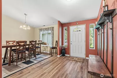 260 Trinity Drive, Castle Rock, WA 98611 - Photo 9