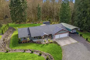 260 Trinity Dr, Castle Rock, WA 98611 - Photo 1