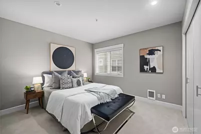 1240 5th Avenue N #201, Seattle, WA 98109 - Photo 17