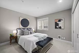 1240 5th Ave N, Seattle, WA 98109 - Photo 17