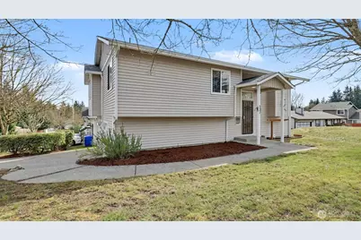 132 76th Place SW, Everett, WA 98203 - Photo 3