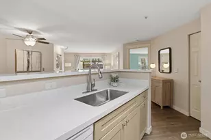 7711 NE 175th St, Kenmore, WA 98028 - Photo 11