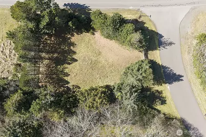 628 E Chance A La Mer NE, Ocean Shores, WA 98569 - Photo 3