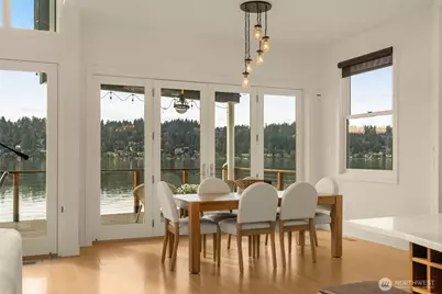 6007 Hazelwood Lane SE, Bellevue, WA 98006 - Photo 15