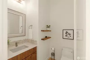 6007 Hazelwood Ln SE, Bellevue, WA 98006 - Photo 21