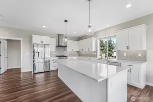 1395 Vlg Hts Pl, Camano Island, WA 98282 - Photo 7