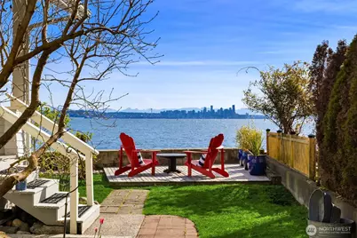5430 Rockaway Beach Road NE, Bainbridge Island, WA 98110 - Photo 1