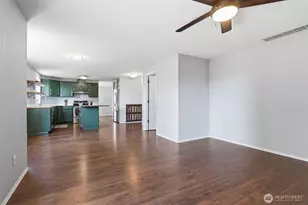 728 E Heritage Loop, La Center, WA 98629 - Photo 13