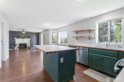 728 E Heritage Loop, La Center, WA 98629 - Photo 11