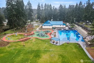 909 N 170th Street, Shoreline, WA 98133 - Photo 33