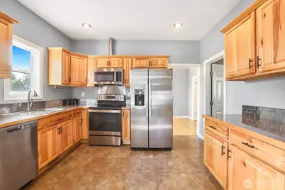 925 McLean Road, Mount Vernon, WA 98273 - Photo 11