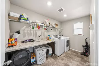 6422 198th Street E, Spanaway, WA 98387 - Photo 17