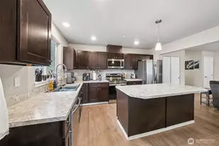 6422 198th St E, Spanaway, WA 98387 - Photo 11