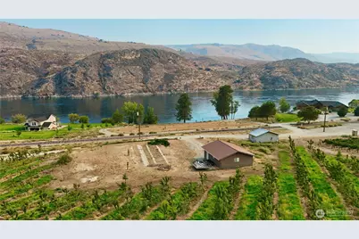 27375 US Hwy 97, Chelan, WA 98816 - Photo 3
