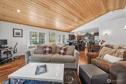 10315 Riviera Drive, Anderson Island, WA 98303 - Photo 17