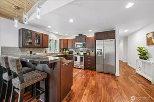 10315 Riviera Dr, Anderson Island, WA 98303 - Photo 11