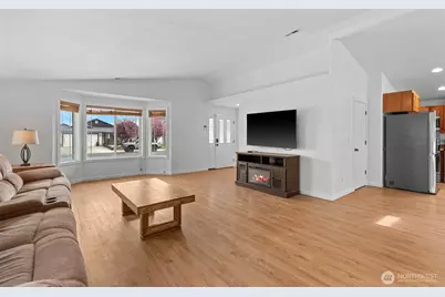 715 NE Hilltop Avenue, Quincy, WA 98848 - Photo 3