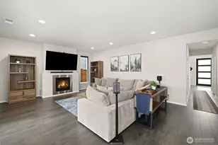 18983 129th St Ct E, Bonney Lake, WA 98391 - Photo 3