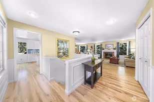 20714 NE 43rd St, Sammamish, WA 98074 - Photo 3