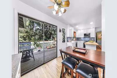 20714 NE 43rd Street, Sammamish, WA 98074 - Photo 7