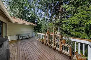 20714 NE 43rd St, Sammamish, WA 98074 - Photo 9