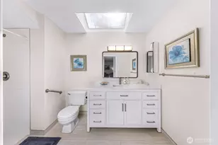 20714 NE 43rd St, Sammamish, WA 98074 - Photo 21