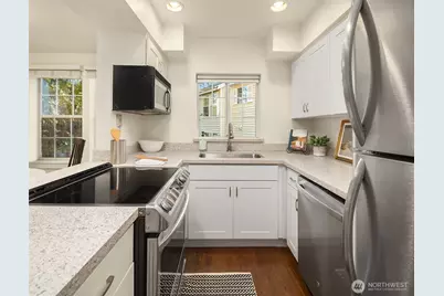 2740 118th Avenue SE #202, Bellevue, WA 98005 - Photo 7