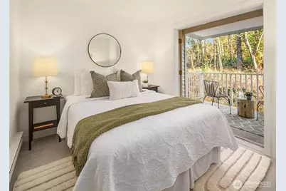 2740 118th Avenue SE #202, Bellevue, WA 98005 - Photo 9