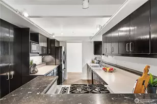 16 Wembley Ln, Mercer Island, WA 98040 - Photo 9