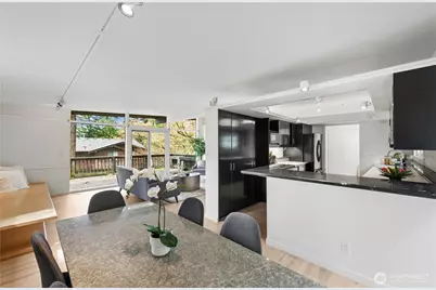 16 Wembley Lane, Mercer Island, WA 98040 - Photo 7