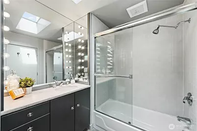 16 Wembley Lane, Mercer Island, WA 98040 - Photo 15