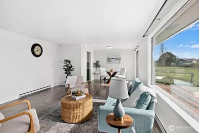 335 SW 4th Avenue, Oak Harbor, WA 98277 - Photo 5