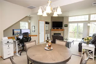 11556 SE 170th Ct, Renton, WA 98055 - Photo 9