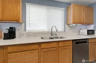 704 29th Ave SE, Puyallup, WA 98374 - Photo 9