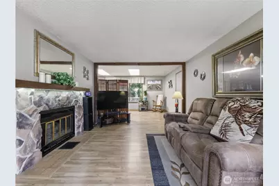 19207 78th Street E, Bonney Lake, WA 98391 - Photo 7