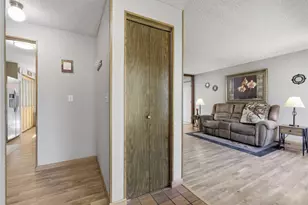 19207 78th St E, Bonney Lake, WA 98391 - Photo 9