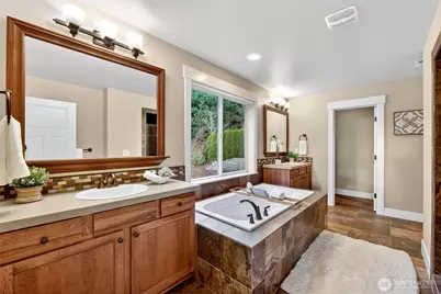 16430 SE 61st Place, Bellevue, WA 98006 - Photo 23
