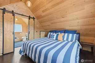 270 E Grapeview Point Rd, Allyn, WA 98524 - Photo 11