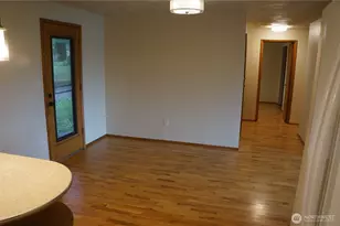 12019 Bingham Ave E, Tacoma, WA 98446 - Photo 13