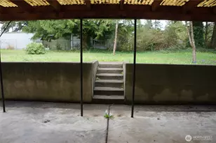 12019 Bingham Ave E, Tacoma, WA 98446 - Photo 33