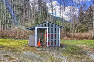 35379 N Shore Dr, Mount Vernon, WA 98274 - Photo 13