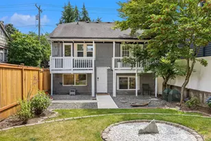 826 NE 80th St, Seattle, WA 98115 - Photo 27
