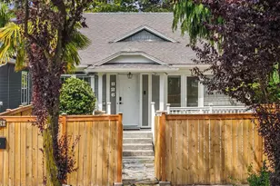 826 NE 80th St, Seattle, WA 98115 - Photo 33