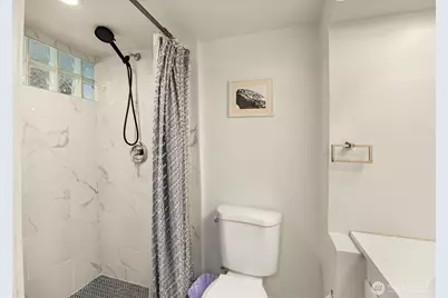 826 NE 80th Street, Seattle, WA 98115 - Photo 17