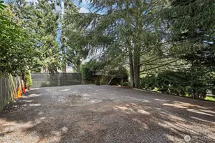 9009 30th Ave NW, Seattle, WA 98117 - Photo 31