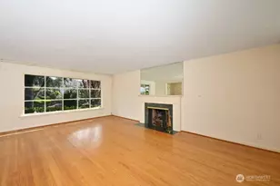 3227 Magnolia Blvd W, Seattle, WA 98199 - Photo 11