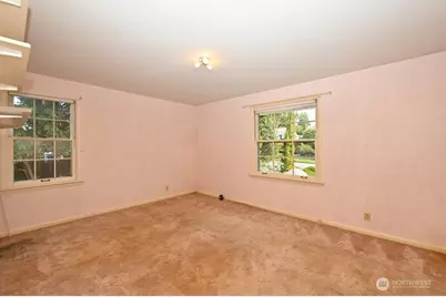 3227 Magnolia Boulevard W, Seattle, WA 98199 - Photo 23